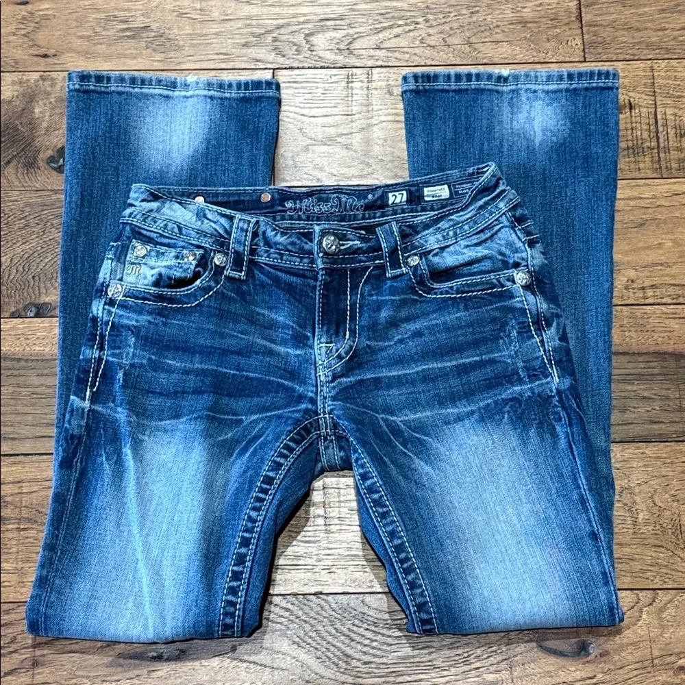 Mid Rise Boot Cut Jeans Flap Back Pockets Embroidered Studded Miss Me Women's 27